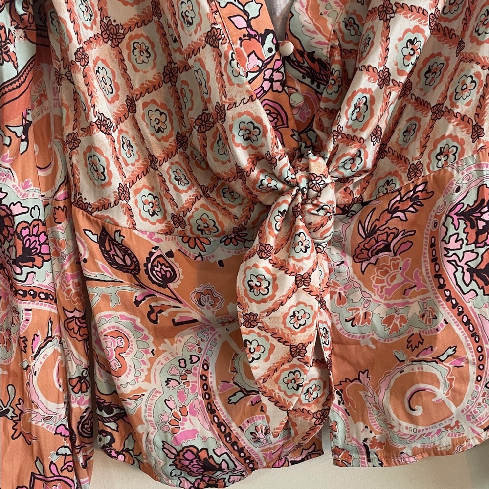 Free People Women's Patterned Blouse - Peach and White - Picture 7 of 10